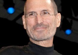 Why did Steve Jobs resign?