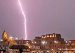 Lightning strikes claim 17 lives in Jharkhand, Odisha, West Bengal.