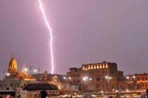 Lightning strikes claim 17 lives in Jharkhand, Odisha, West Bengal.