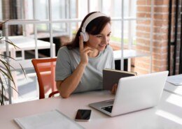 How Online Class Help Can Reduce Student Stress and Burnout